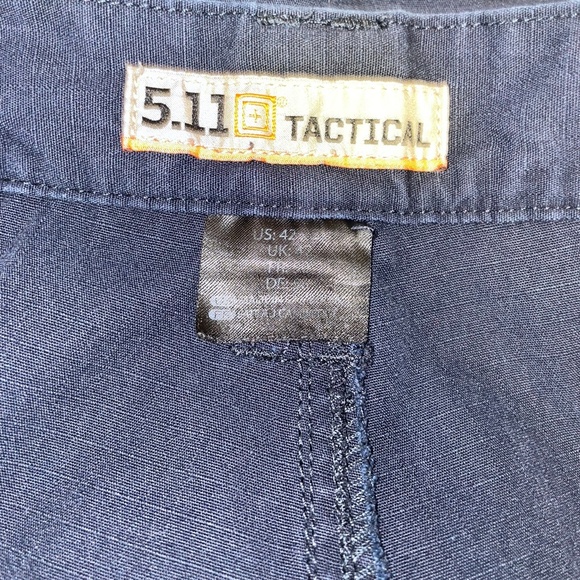 Men's 5.11 Tactical Tactlite Cargo Navy Blue Pants Sz 42x32 - Picture 2 of 7